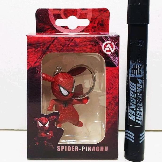 Mainan action figure Spider-Pikachu keychain featuring a crossover design between Marvel's Spider-Ma
