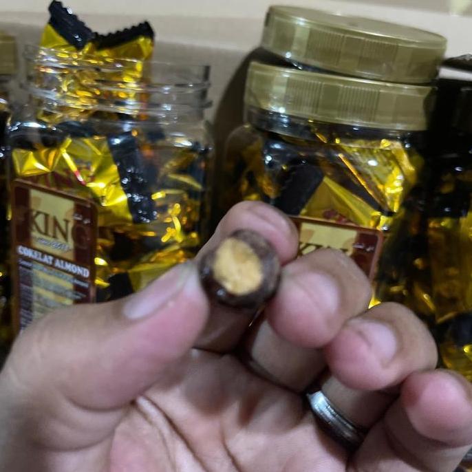 Dking coklat almond isi 4 toples ( COD )  kacang almond utuh lapis coklat