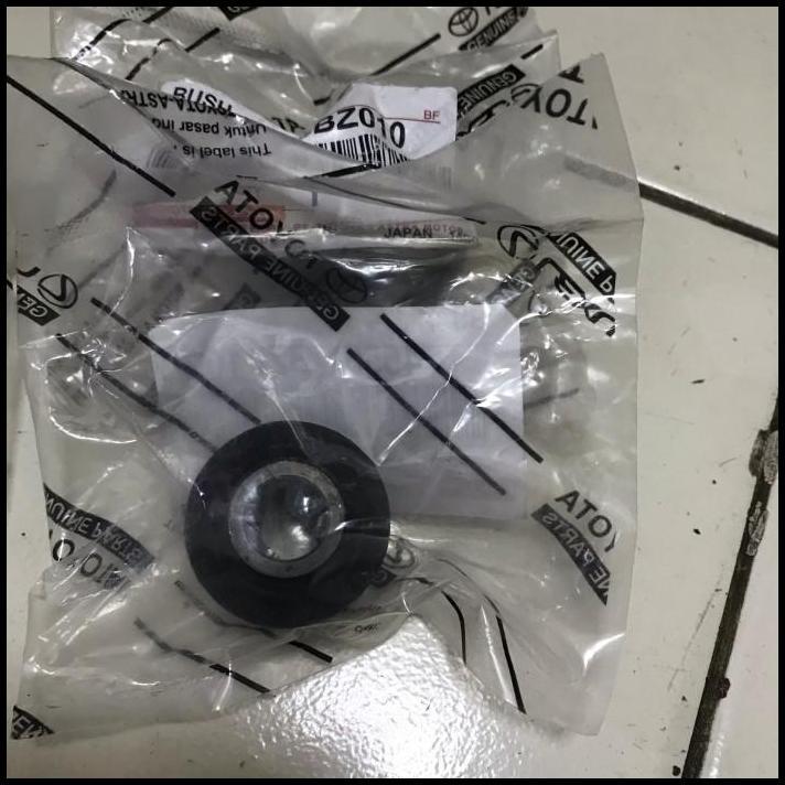 TERBARU BUSHING SHOCK KARET SHOCK BELAKANG KECIL AVANZA XENIA 