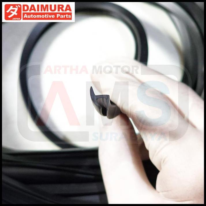 TERBARU KARET LIS LIST TL SIRIP JEPIT FENDER SPAKBOR BODY KIT BODYKIT PINTU MOBIL HITAM 