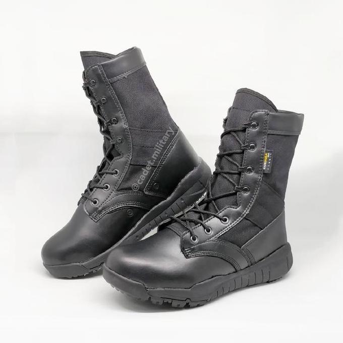 Termurah / Hot Sale Sepatu Boots Blackwater - Hitam