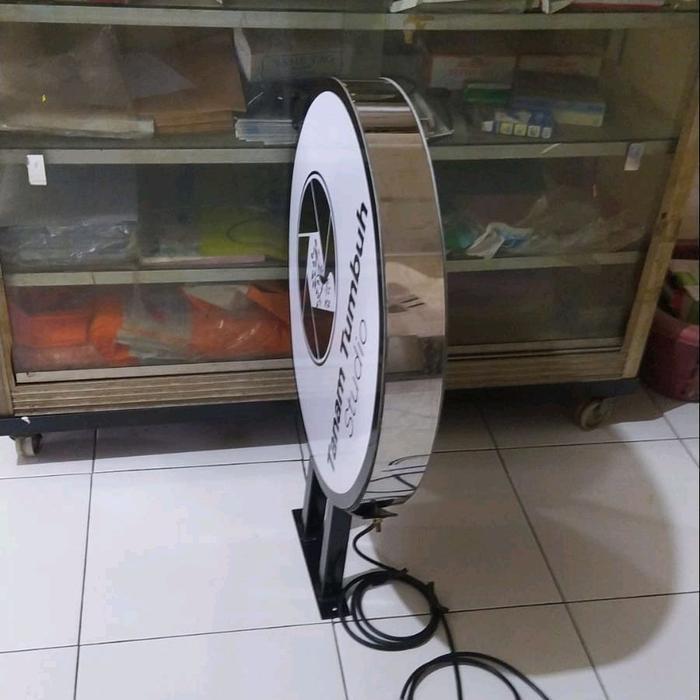 Neon Box Bulat 2 sisi 60 cm