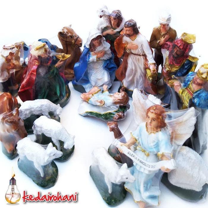 Set Patung Natal 25 cm Keluarga Kudus Yesus Maria Yosef Ternak Tamu