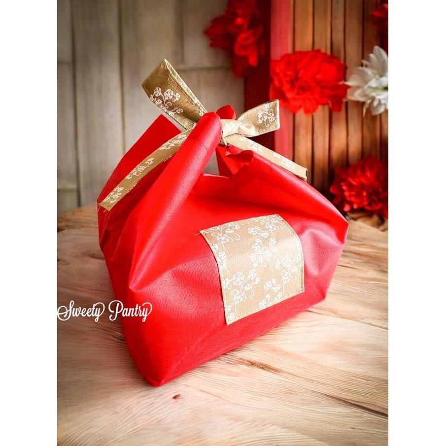 Iyakirim- Tas Spunbond Kemasan Dus Box Kotak Packaging Kue Puding Sakura