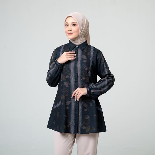 Sandrina Blouse Premium Sandrina Blouse Premium Print