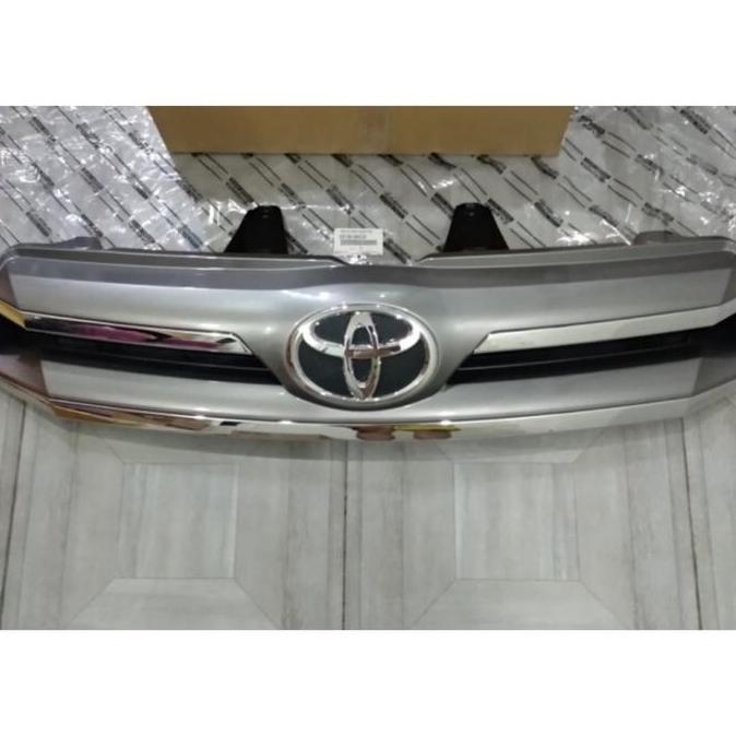 Grille Grill Depan Innova Reborn