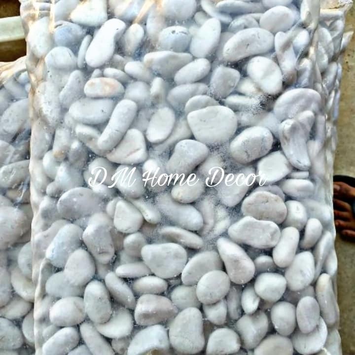 Batu Koral Putih Sekarung Isi 10Kg//Batu Koral Putih 10Kg