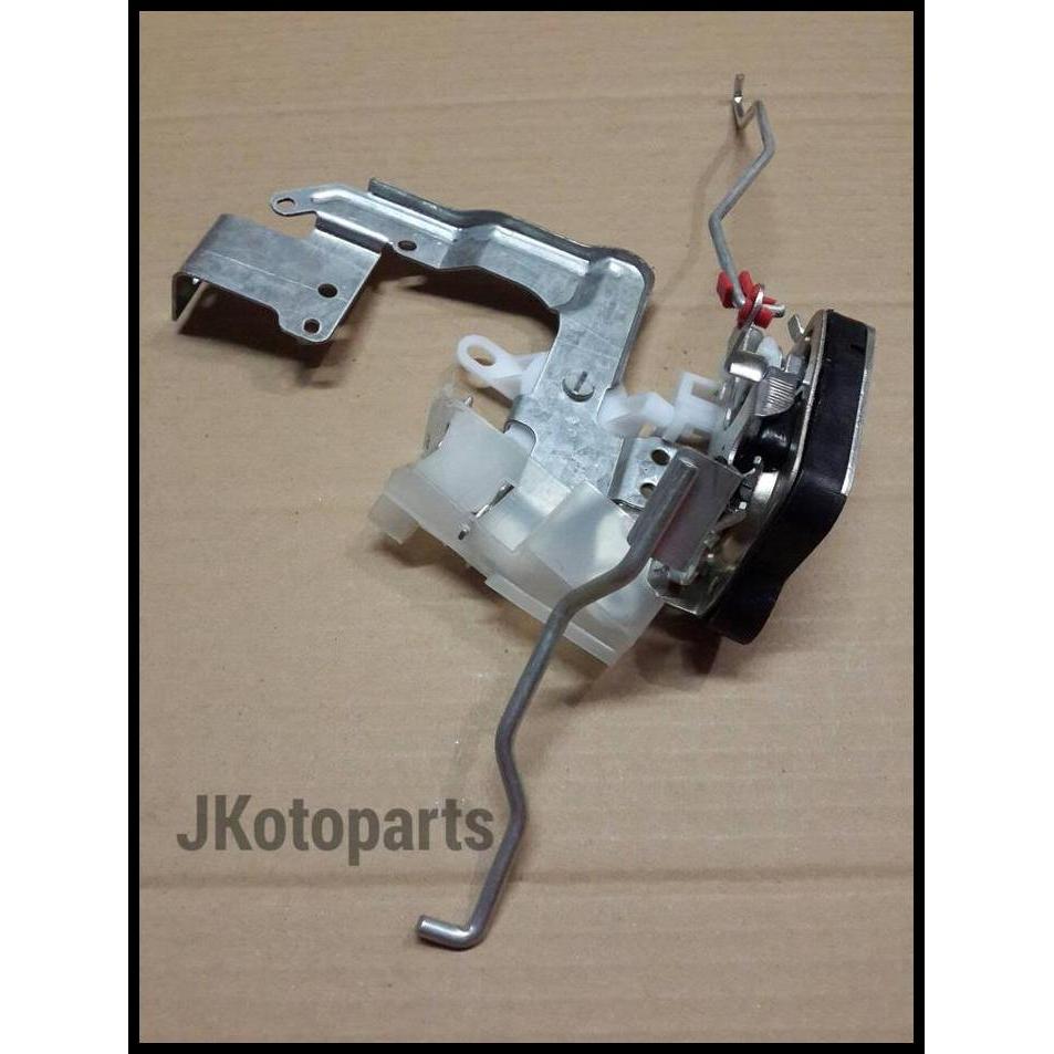 BEST DEAL DOOR LOCK CANTER KANAN 