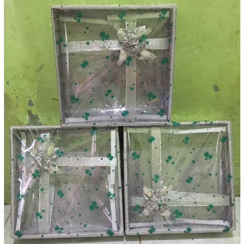 Box Kotak Hantaran Kue Untuk Lamaran Dan Pernikahan / Kotak Kue Seserahan Tutup Mika Uk 30 Cm