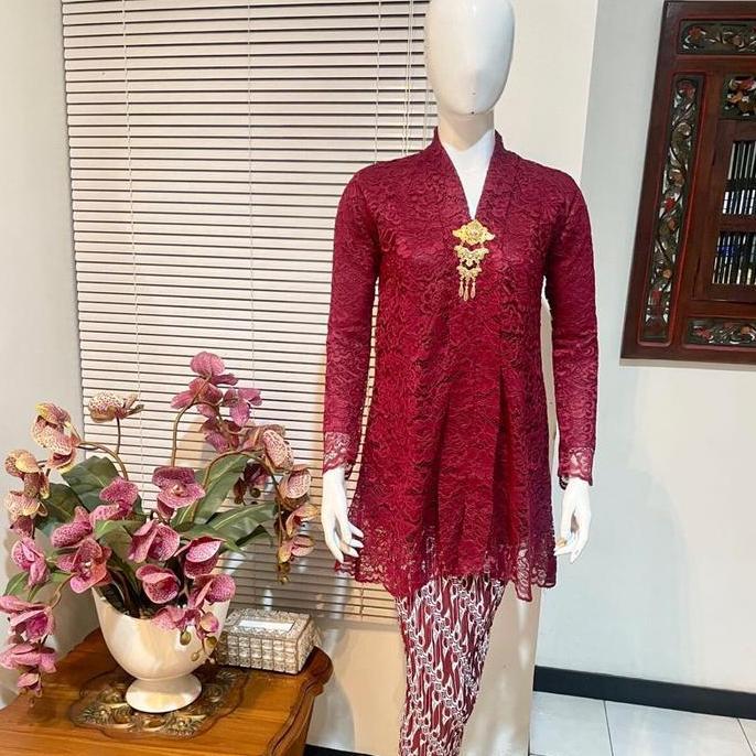 setelan dan atasan kebaya Kartini  bahan burkat moderen kebaya jumbo lamaran wisuda  Wanita Baju Pes