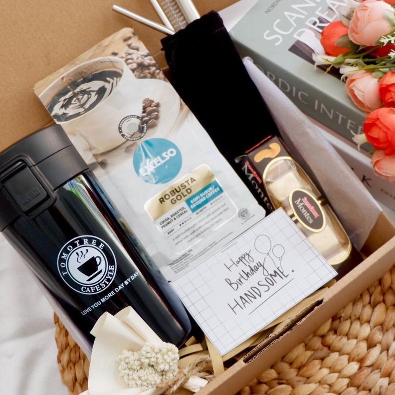 Hampers Cowok / Kado Ulang Tahun Cowok Cewek / Hampers Gift Box Wisuda Ulang Tahun Anniversary / Gif