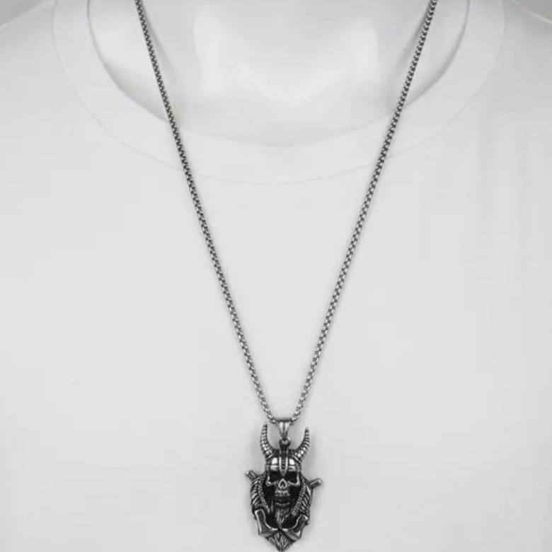 Favorit Kalung Rantai Titanium Pria Liontin Baja Titanium Tengkorak Tanduk Gaya Punk Silver Anti Kar