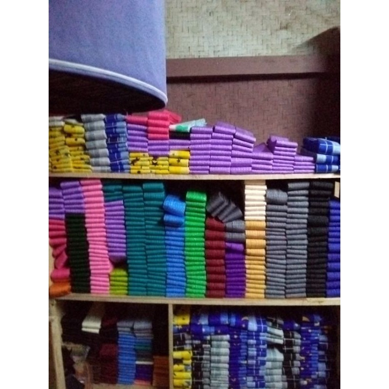 Gorden Jendela, Hordeng Pintu Kamar Korden Plisket Polos Motif Wajik .  Free Kawat S