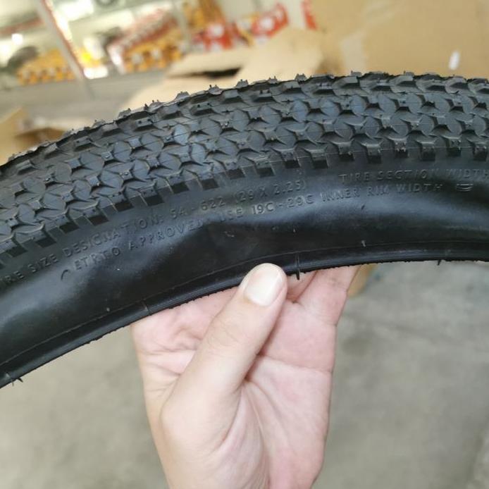 ban sepeda wtb star flight 29 2.25