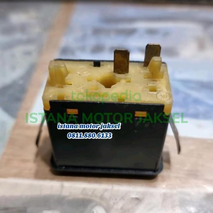 Ready Stock SWIT SWITCH FOGLAMP FOG LAMP BMW E30 ORIGINAL