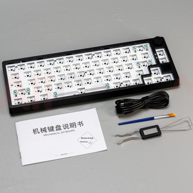 DK67 - Wireless Barebone 65% Hotswappable Mechanical Keyboard