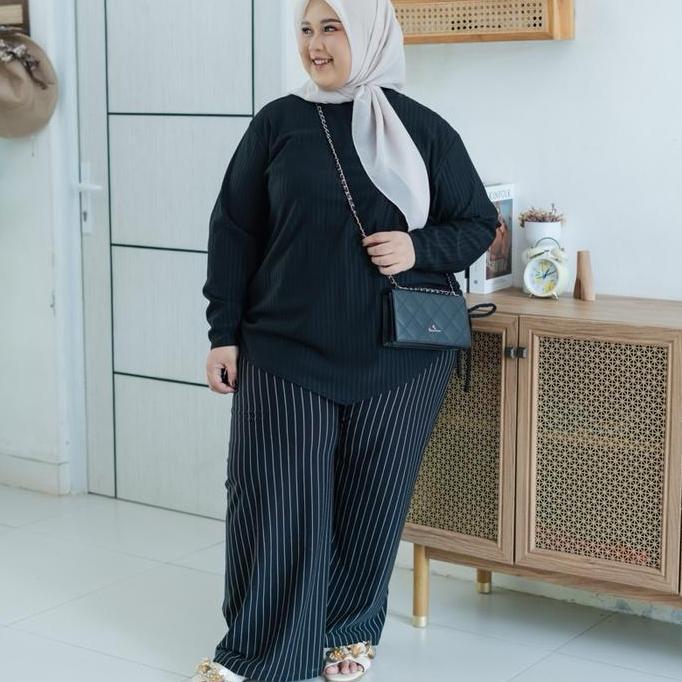 Stripe Kulot Bigsize- celana kulot jumbo by Omah Muslim