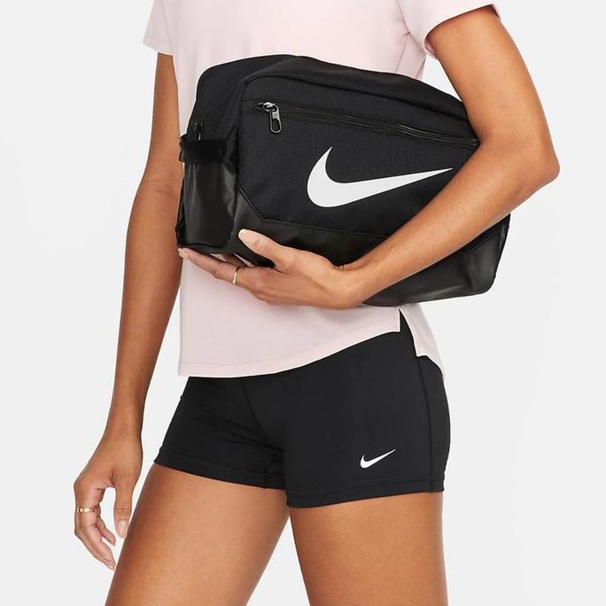 TAS SEPATU NIKE ORIGINAL, NIKE BRASILIA TRAINING SHOE BAG DM3982-010, TAS SEPATU NIKE MULTIFUNGSI WO