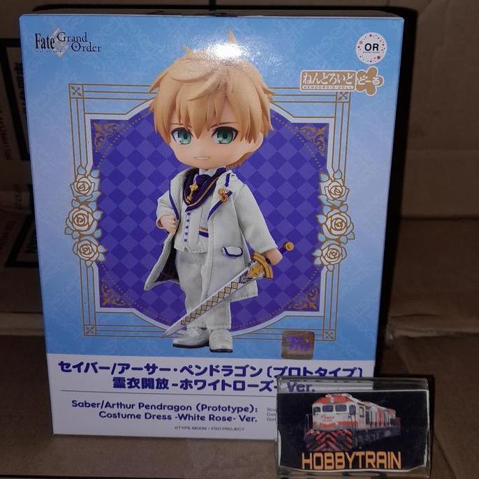 NENDOROID DOLL SABER/ARTHUR PENDRAGON DRESS