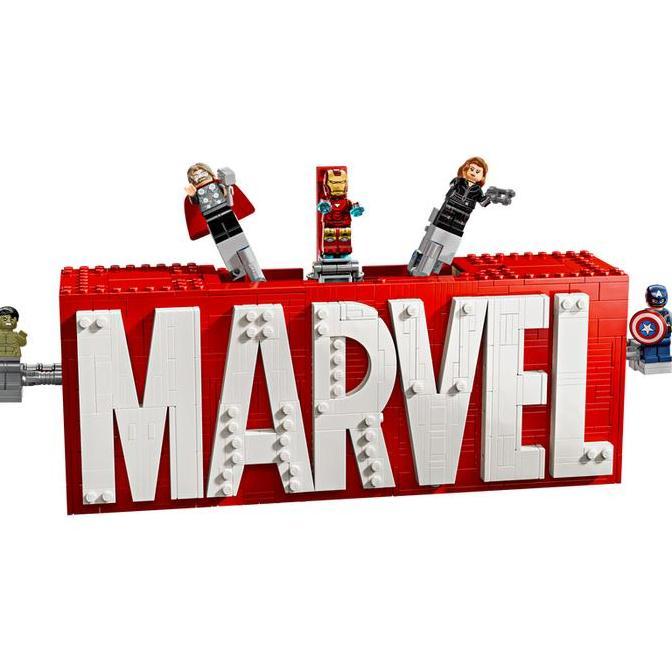 LEGO MARVEL Marvel Logo & Minifigures (LEGO 76313)