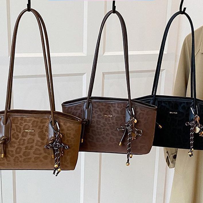 Tas Selempang Wanita Fashion Motif Macan Kosk Tas Selempang Wanita Fashion Motif Macan Kosk