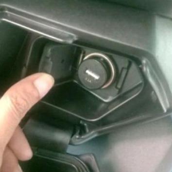 Promo CHARGER USB HONDA ORIGINAL AHM- CHARGER MOTOR HONDA PCX ADV BEAT DELUX Diskon