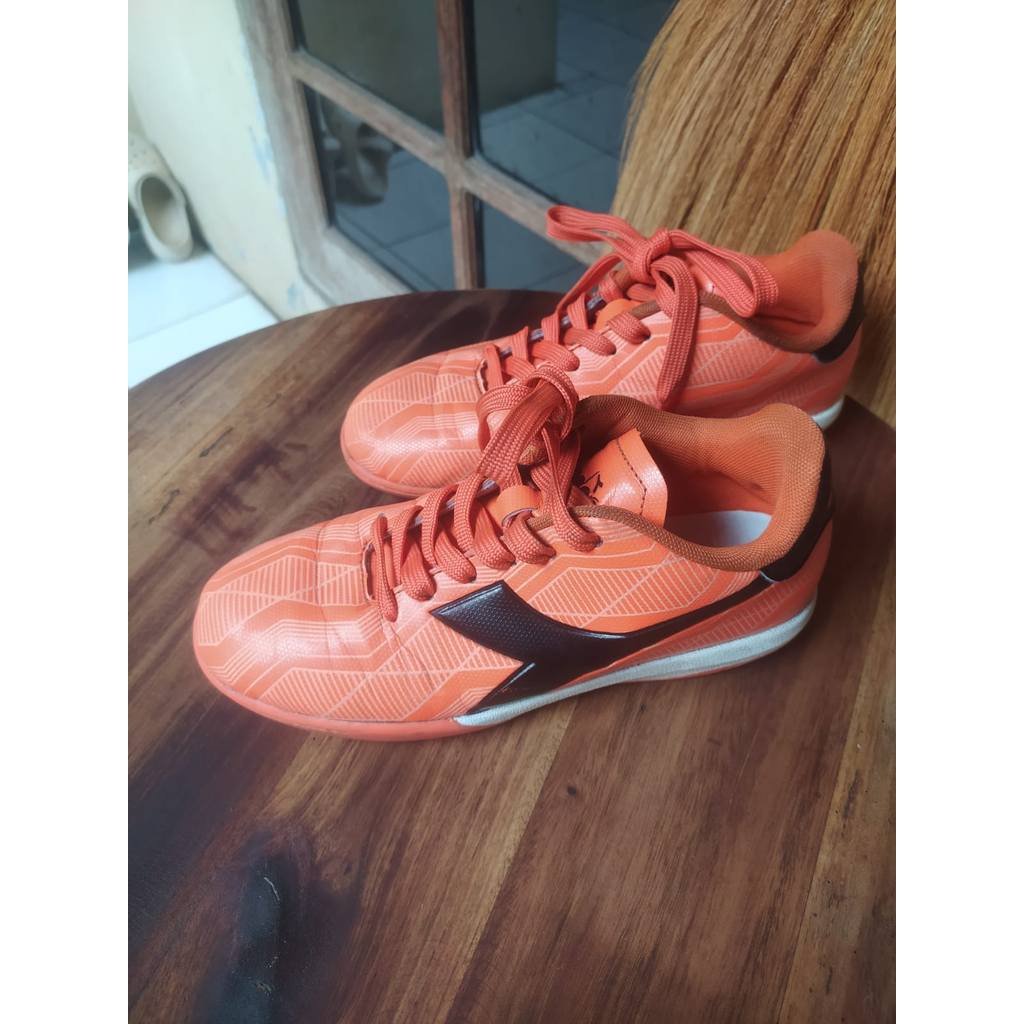 Sepatu Futsal Anak Original Second Diadora