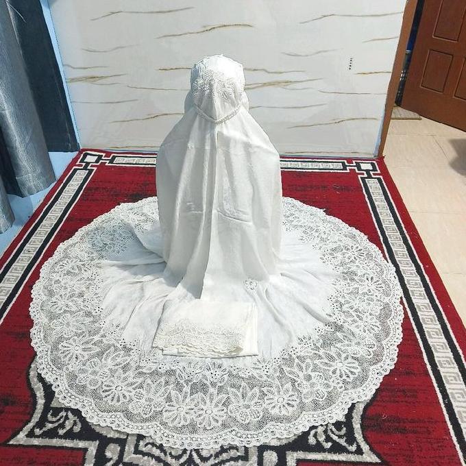 Mukena Kerancang Keliling Bunga Tinggi Benang Senada Mat Sutra Ory Bunga Hitam Terusan Kombinasi Can