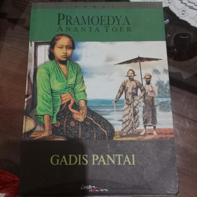 GADIS PANTAI - Pramoedya Ananta Toer