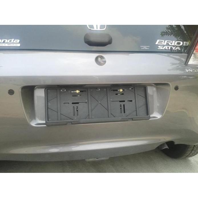 Dudukan Plat Nomor Mobil / Cover Tempat Dudukan Plat Nomor Mobil
