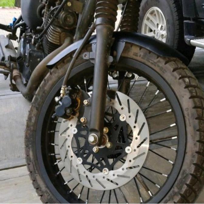 Spakbor Kawasaki W175 Custom Depan
