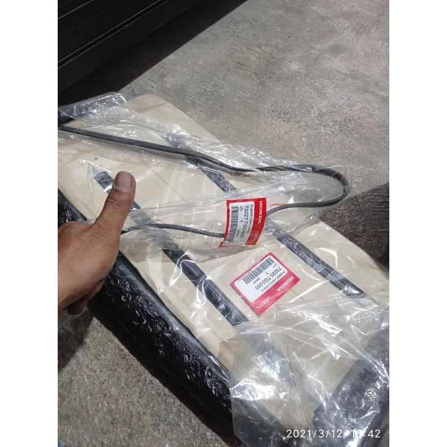 Karet Kaca Bagasi Jazz GE8 2008-2013 Original