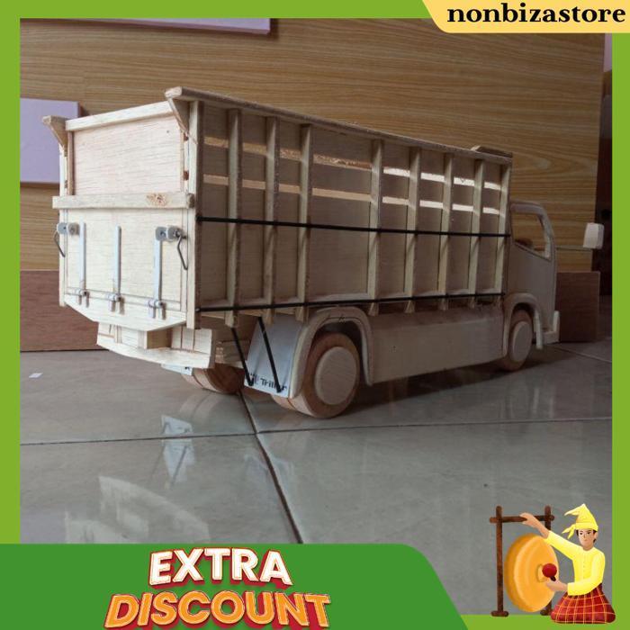 Canter | Miniatur Truk Oleng Model Canter Mentahan