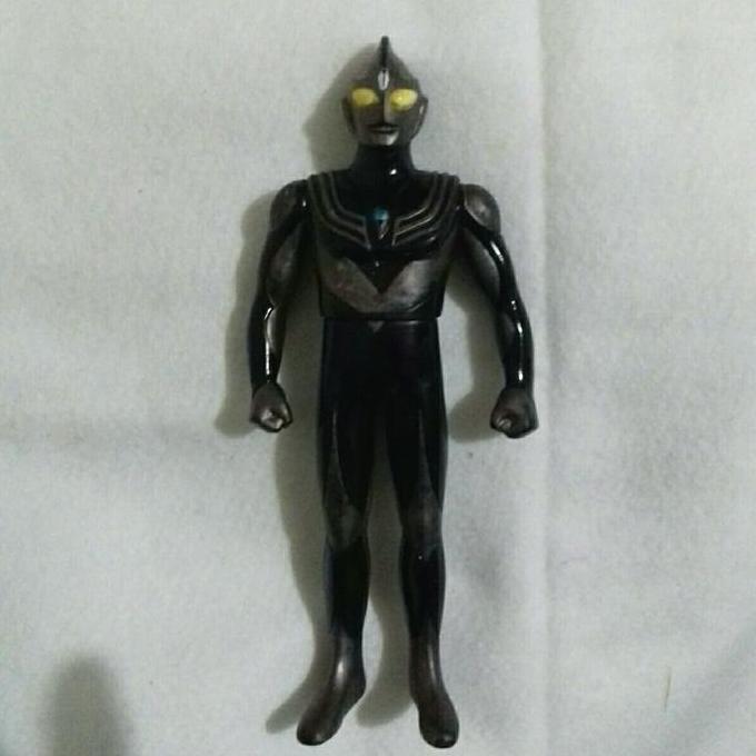 UHS Ultra Hero Series 16.5 Cm Ultraman Tiga Dark by Bandai murah