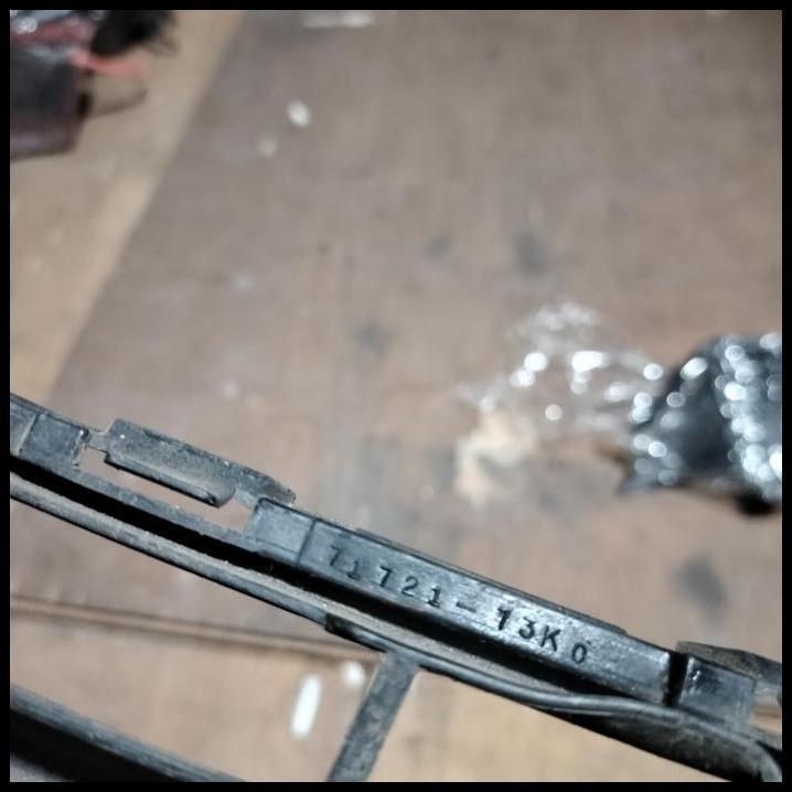GRATIS ONGKIR RAM BEMPER DEPAN SUZUKI SWIFT TAHUN 2005-2011 ORIGINAL PART DI RJM 
