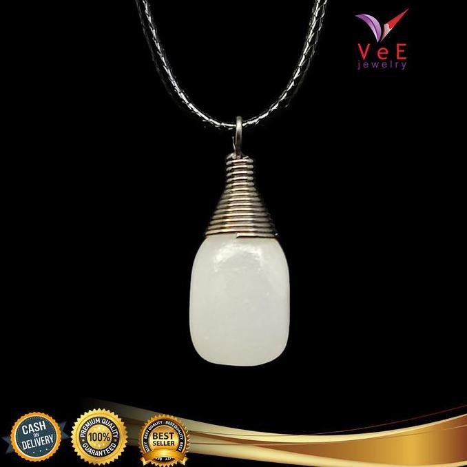 Kalung Liontin Batu Giok Asli Cina Natural Oval Putih - Tali Tridatu