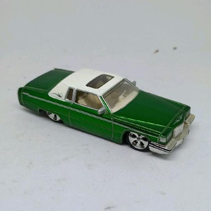 jada toys 85 1985 cadillac brougham dubcity 1/64 loose diecast (s)
