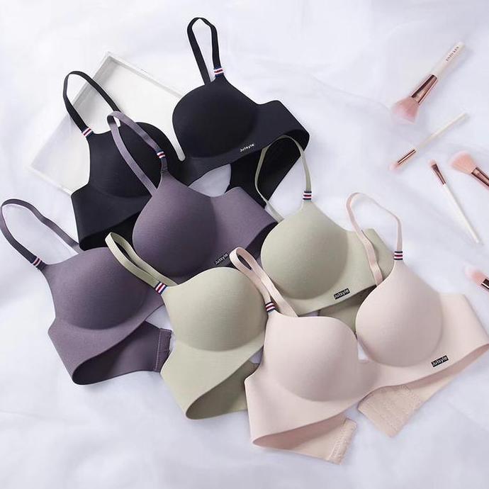 Wagee- [559Set] Bra Set Jutsyle France - Tanpa Kawat - 1Set Bra Dan Cd