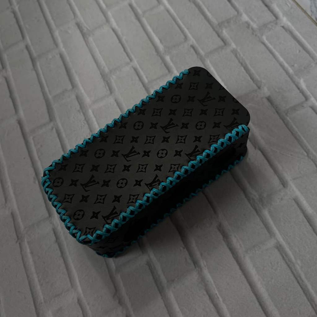 Cover Case HexV-3 / Oframe Sintetis Hitam Bng Ice Blue Lv Pattern Leather