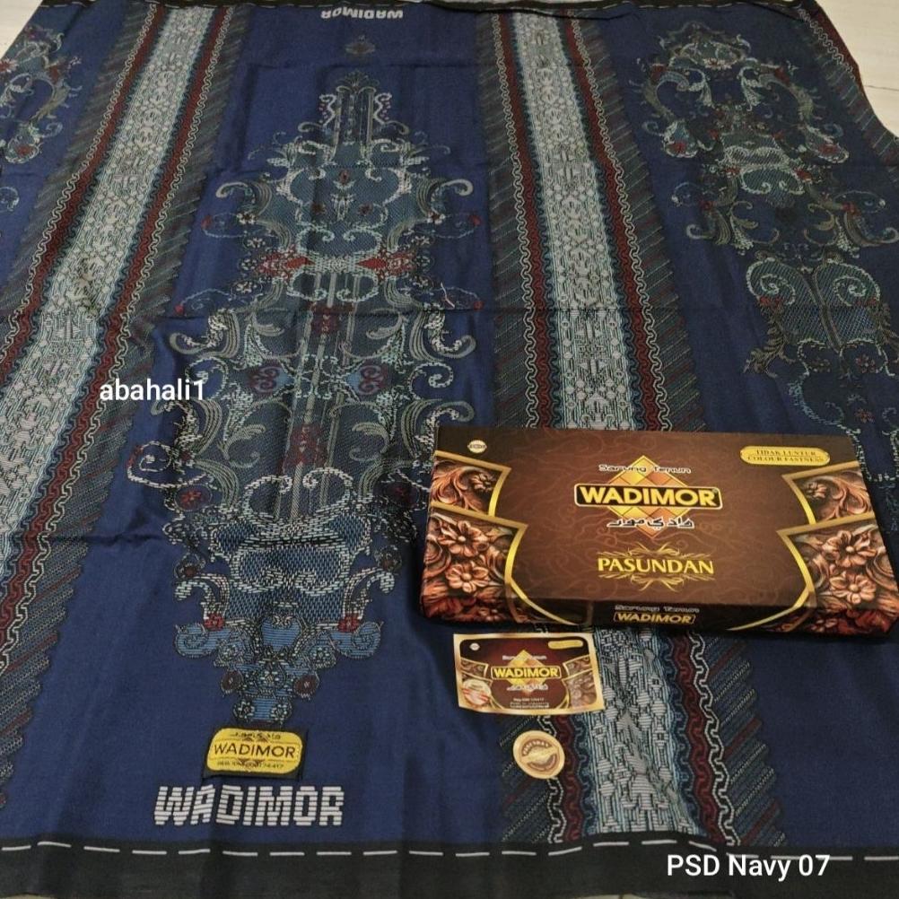original sarung wadimor hitam sarung wadimor motif bali sarung wadimor sarung hitam