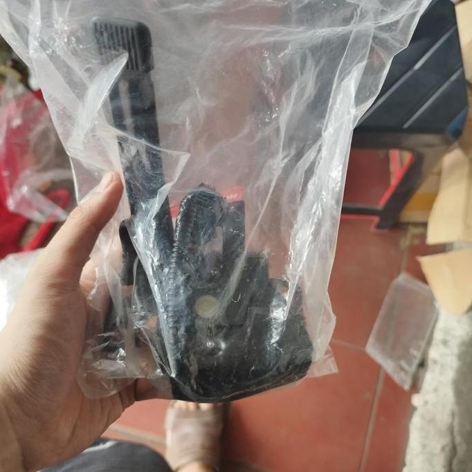 Kunci Pengait Lok Lock Kap Mesin Honda Civic FD 2006-2012 Original