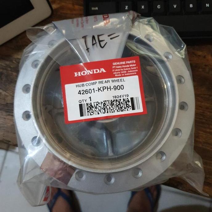 tromol belakang karisma / supra x 125 lama / revo abso silver ori ahm