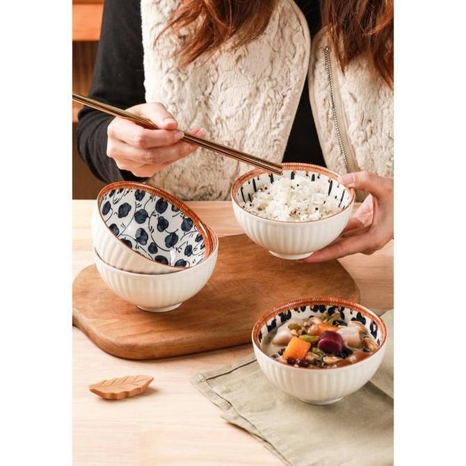 Essen- Blossom Mangkok Set Keramik Jepang Wadah Saji Dengan Sumpit Bambu Estetik Bowl Hampers