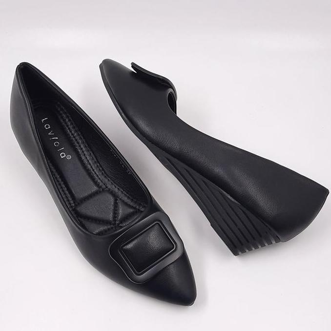 Laviola 3027 FFY - Sepatu Pantofel Hak Wedges Wanita tinggi 5 cm Black Flat Shoes