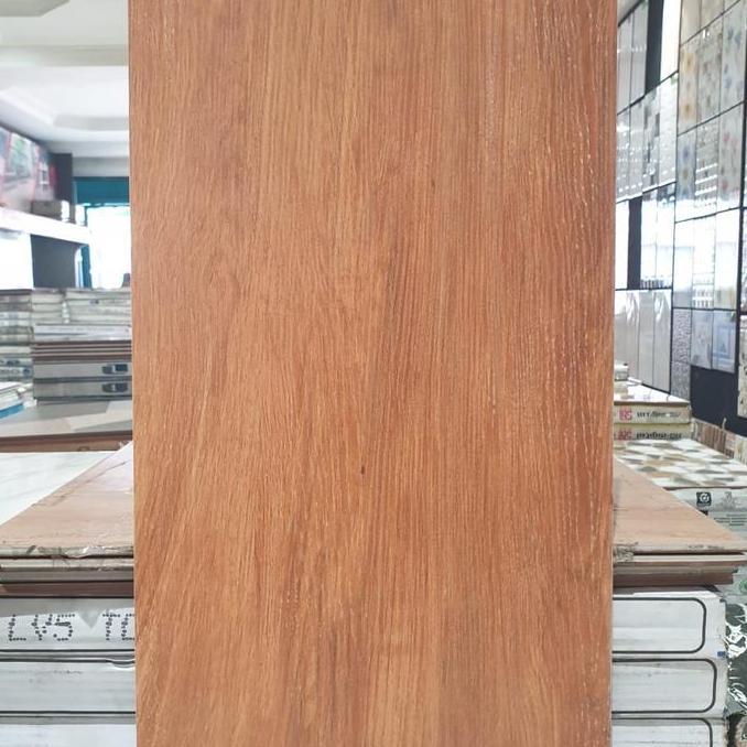 keramik kia wood Norway brown 30x60 kw 1