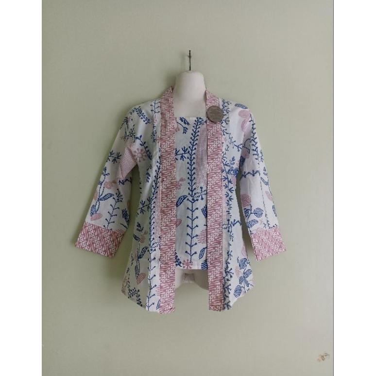 Saless Blus Batik Model Kebaya Kutubaru / Kebaya Batik Katun