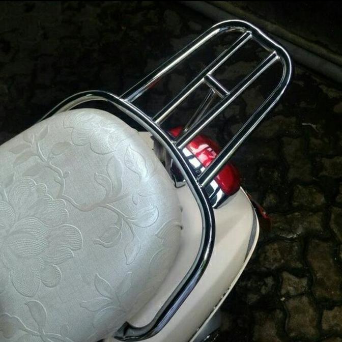 Aksesoris vespa/breket box vespa lx