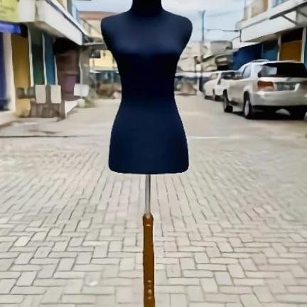 Manekin Butik || Manekin Gamis || Manekin Kebaya || Display Baju || Display Kebaya || Dm Krem || Dm 