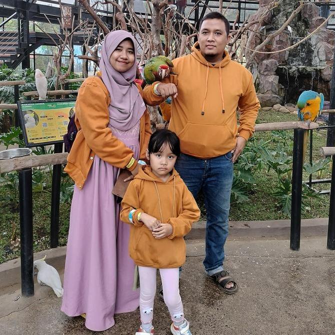 Couple Sweater Hoodie Anak Dan Dewasa Keluarga Wanita Pasangan Baju Polos Panjang Ibu Katun Oblong M