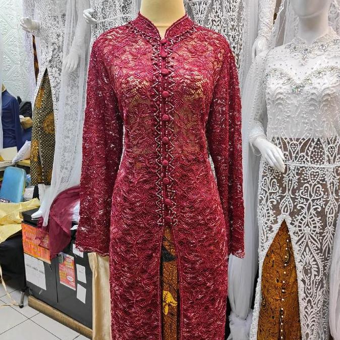 Kebaya Ibu besan selutut full payet